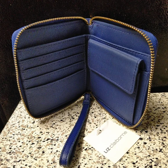 Wallet - Picture 5 of 7